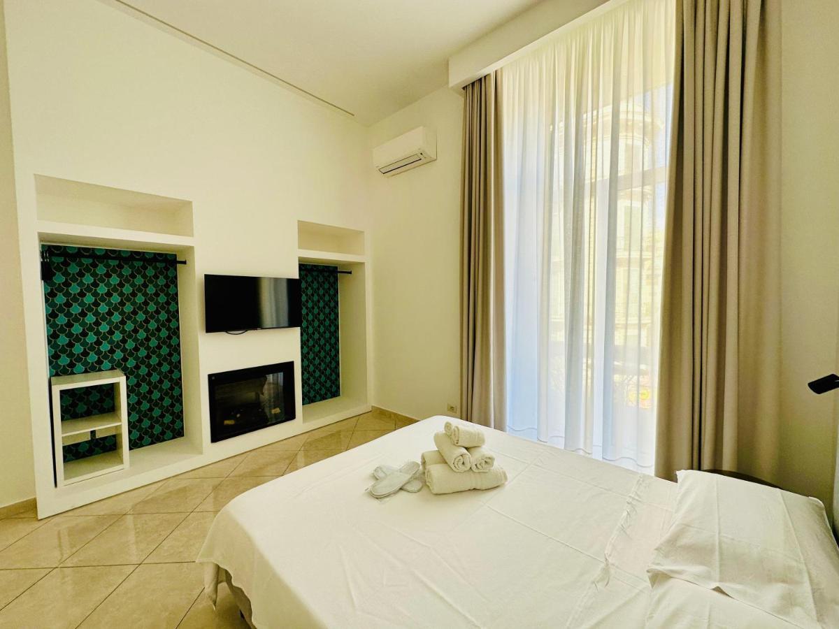 נאפולי Garibaldi 118 Luxury Apartment מראה חיצוני תמונה